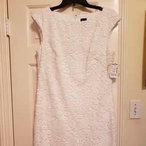 Beautiful white lace sheath style dress